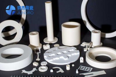 氧化鋁陶瓷如何勝過金屬？